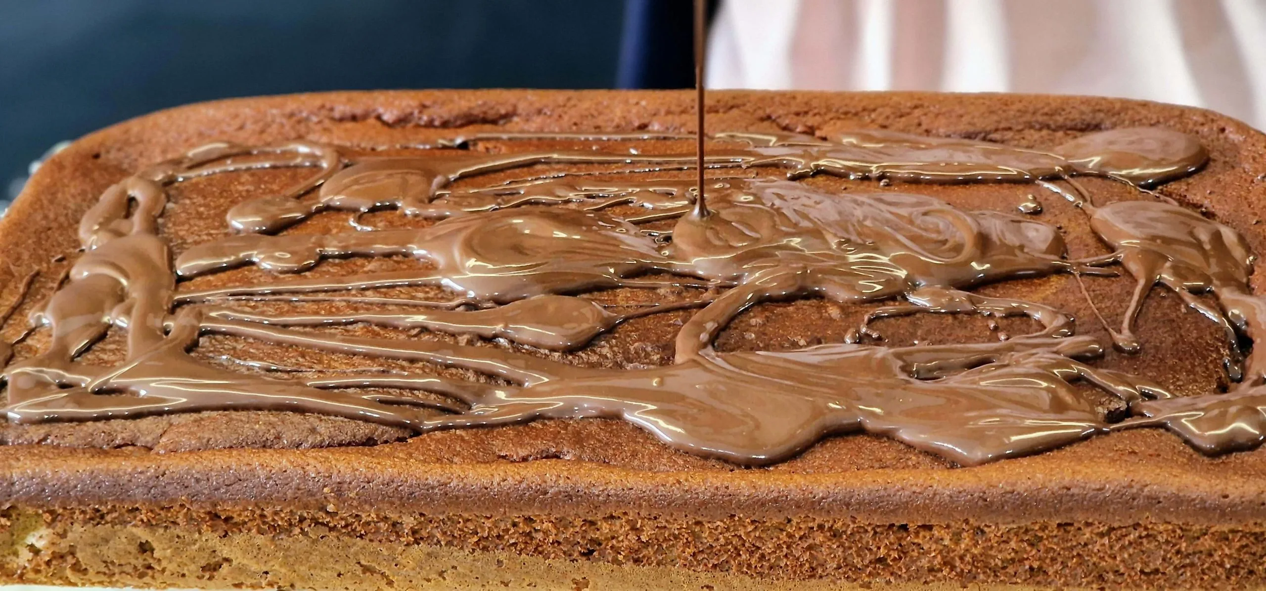 Bolo de Cenoura colocação do Chocolate Bolo de Cenoura colocação do Chocolate