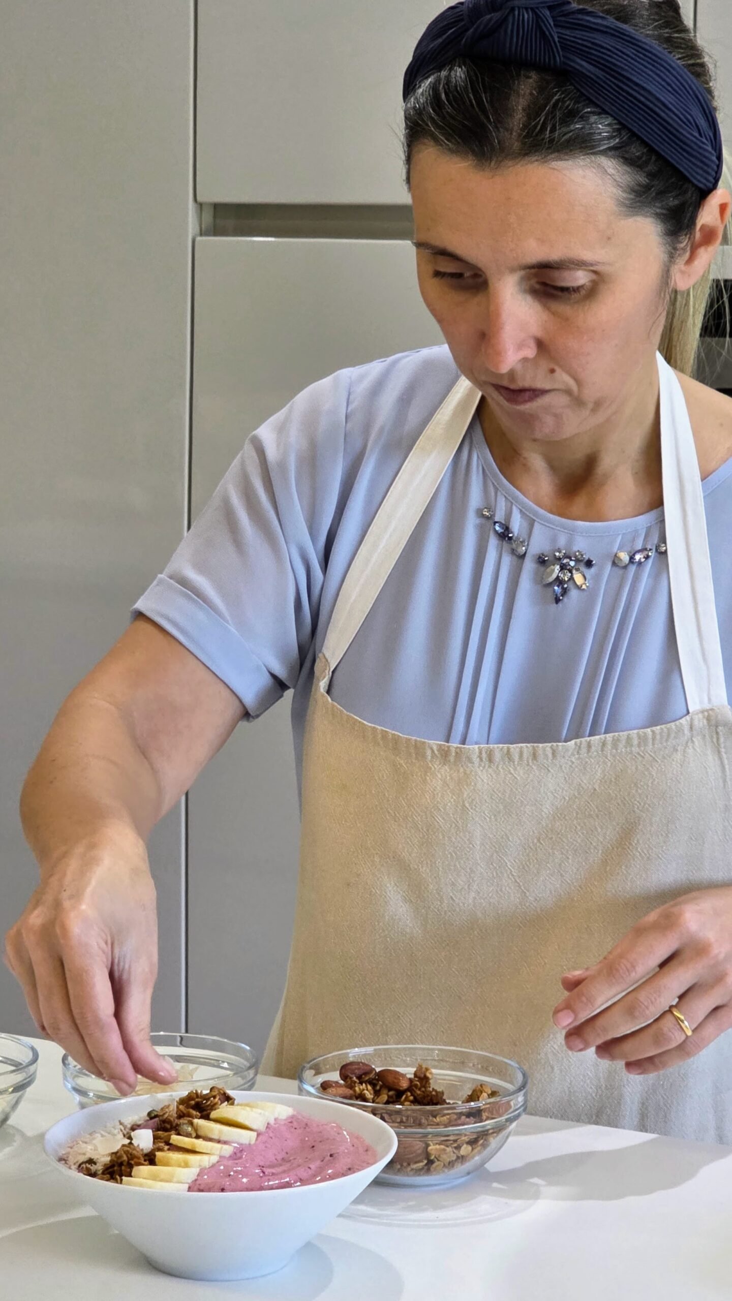 Bolo de Cenoura Smothie Bowl de Morango